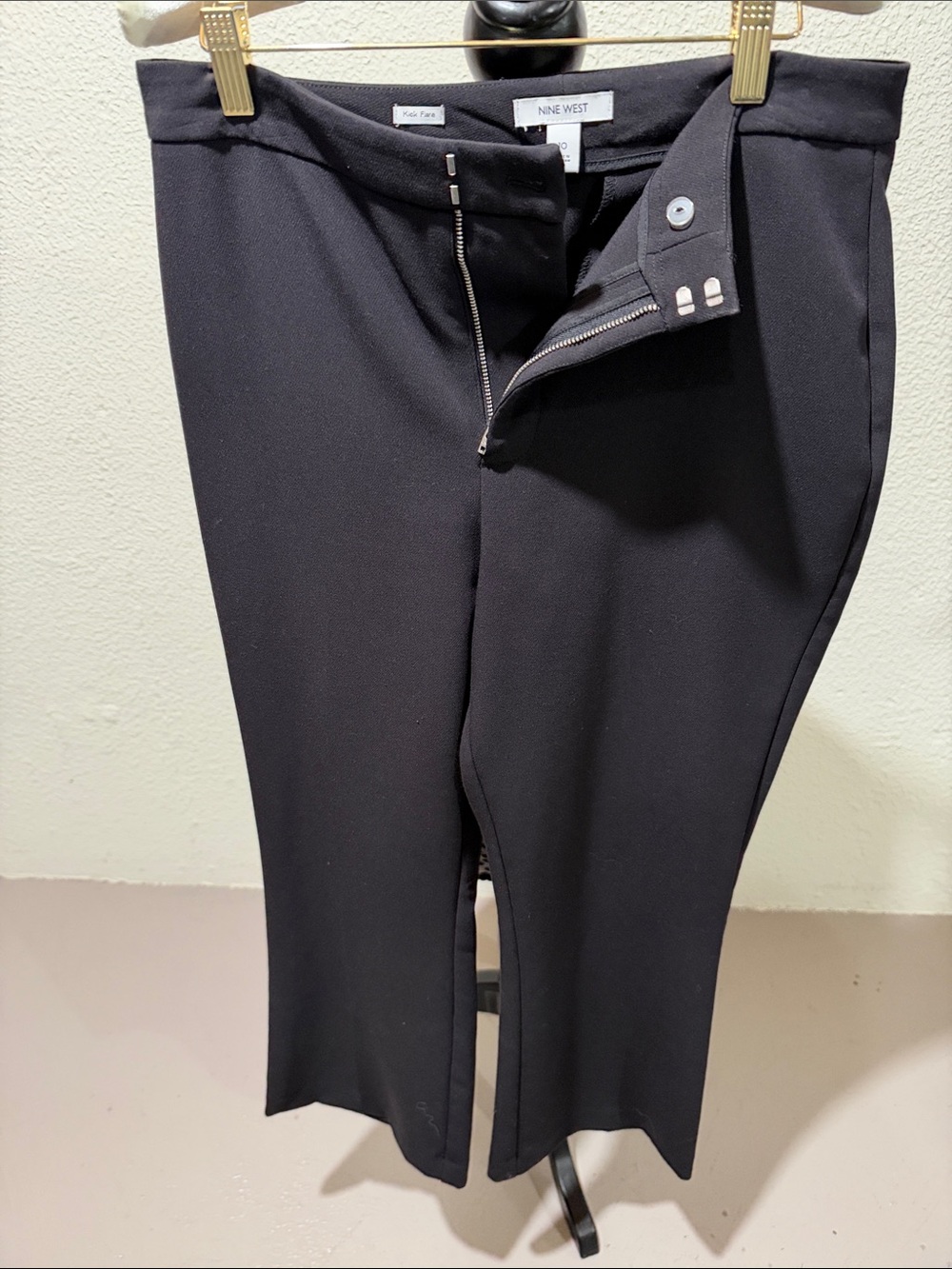 Nine West Black Women’s Dress Pants - Kick Flare